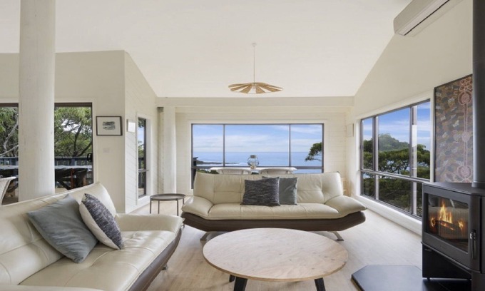 Killcare Heights House | Ocean Ridge at Killcare by HolidayCo.