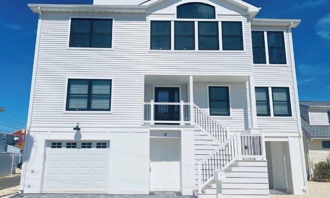 North Beach Haven House | Ocean Side Brand New Construction 5 Bedroom, 3.5 Bath, Inground Heated Pool/Spa