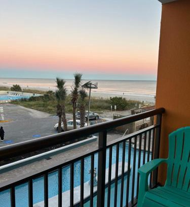 Myrtle Beach Apartment | Ocean View 2 Queen Studio at Landmark Resort