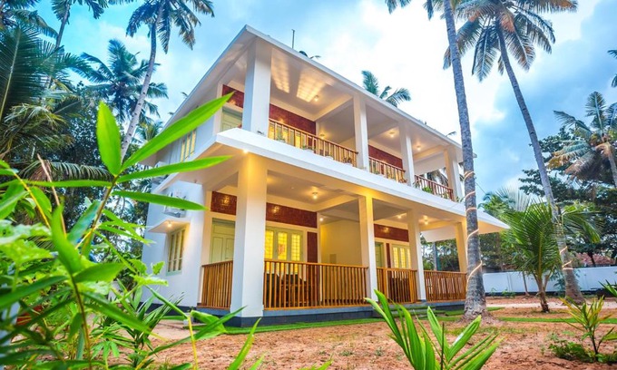 Varkala Resort | Ocean View Beach Villa Varkala by VOYE HOMES