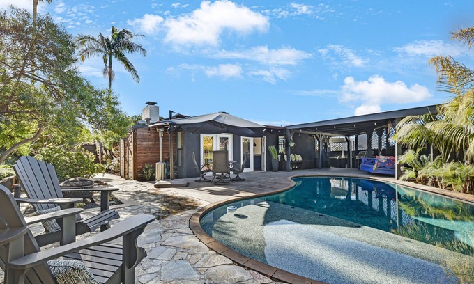 La Jolla Mesa House | OCEAN VIEW/Pool/Gourmet Kitchen/Outdoor Oasis near La Jolla! Sleeps 7 People!