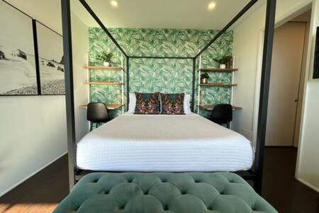 The Strand Hotel | Ocean View Studio Manhattan Beach