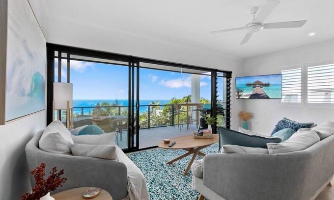 Sunshine Beach Apartment | Ocean Viewpoint - Relax, explore and enjoy.