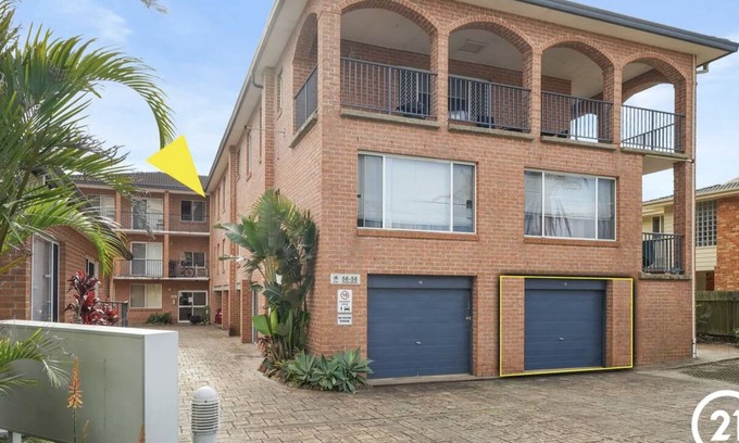 Central Coast Apartment | Ocean views, beach and cafes