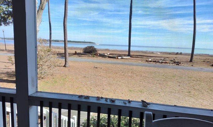 Melrose on the Beach Cottage | Oceanfront Cottage