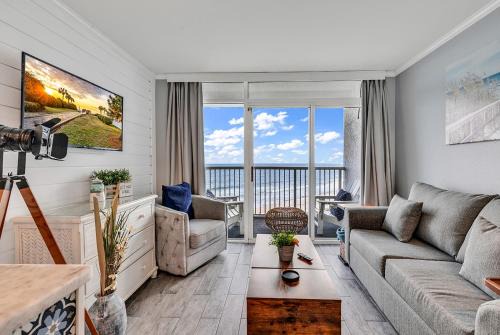 Arcadian Shores Apartment | Oceanfront Heated Indoor Pool Hot Tub King Bed