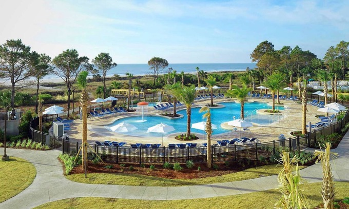Hilton Head Resort | OCEANFRONT RESORT! Hilton Grand Vacation - 2 Bed/2 Bath Premier Suite-Ocean Oak