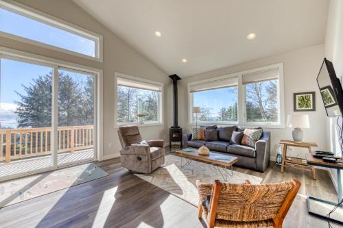Oceanside House | Oceanside Overlook