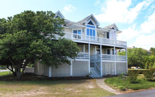 Corolla Light House | Oceanside, Pool table, Priv Pool, Hot Tub, Community Amenities, 1, Ship's Chandler