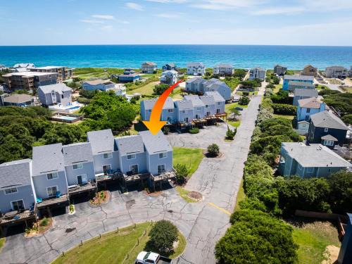 Duck House | Oceanside Townhome in Duck with Community Amenities