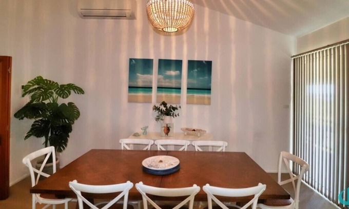 Caves Beach House | Oceanview Beachhouse- Panoramic views and pool