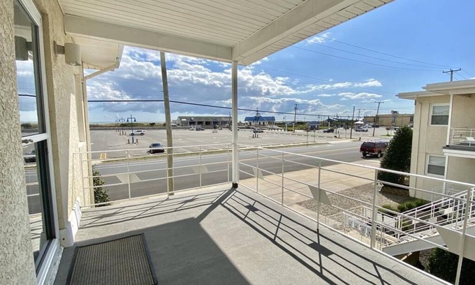 Avalon Condo | OCEANVIEW condo, Neat as a Pin