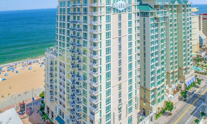 Virginia Beach Resort | Oceanview Suite with double beds and balcony