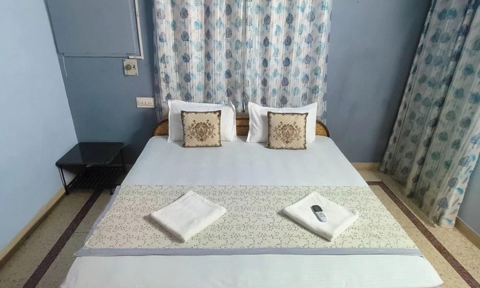 Bani Park Hotel | Ohh Hostler