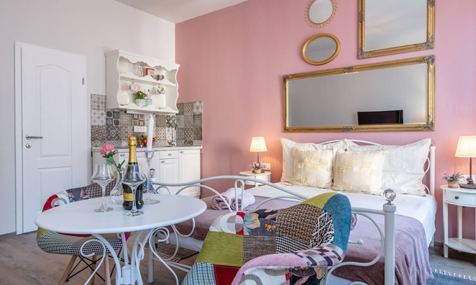Pula Apartment | Old City Studios 2 - Adults only