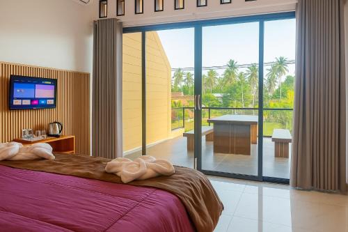 Banyuwangi House | Omah Poer Modern Tropical Villa