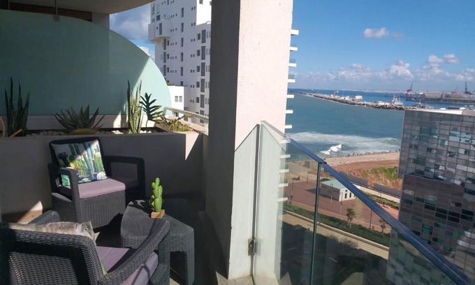 Medina Apartment | One bedroom appartement with sea view enclosed garden and wifi at Casablanca