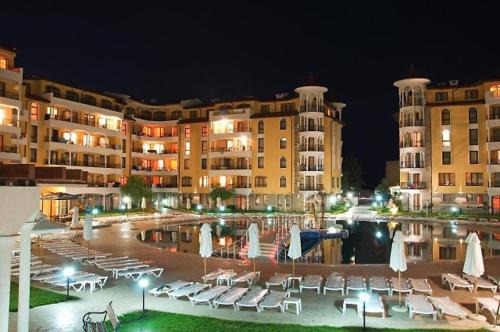Sunny Beach Apartment | One bedroom guest suite