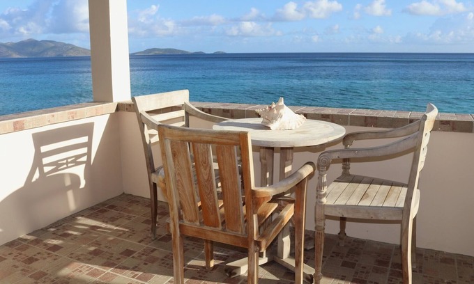 West End Villa | One Bedroom on the Beach at Apple Bay