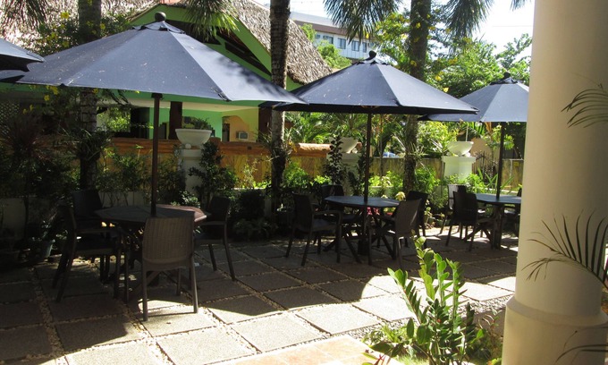 Balabag Hotel | One Crescent Place