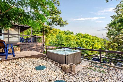 Osage Beach House | One More Night - Enjoy Lakefront Life
