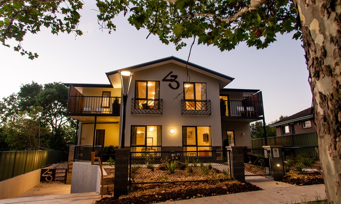 Dickson Hotel | One of a Kind Apartments