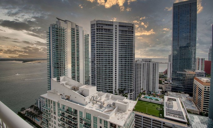 Brickell Apartment | OneLuxStay in the Heart of Brickell