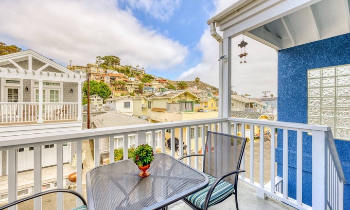 Avalon House | Open Floor Plan Home Eucalyptus w/Balcony Views