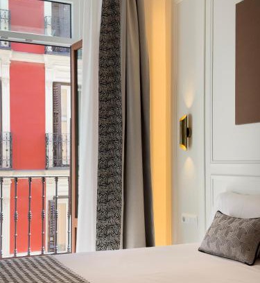 Centro House | Ópera Stays by Charming