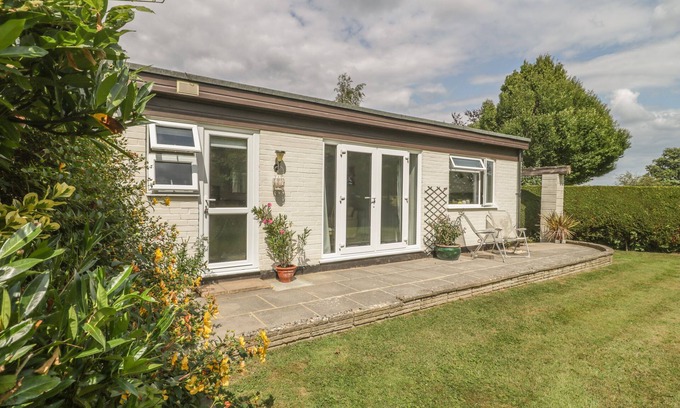 New Forest District Cottage | ORCHARD ANNEXE, with a garden in Boldre