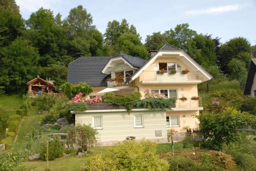 Bled House | Oriana Studios
