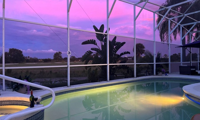 Ridgewood Lakes House | Orlando Davenport by Disney with pool and spa and view to the lake Golf Course