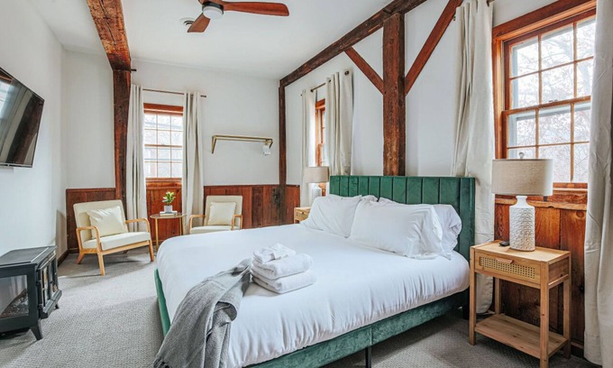 Spottswood House | Osceola Mill is a boutique inn located in the Shenandoah Valley 20 minutes from Lexington and Staunton.