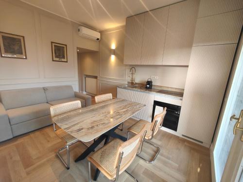 San Siro Apartment | Ottoboni 2B Luxury Penthouse