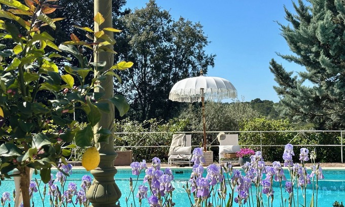 Lorgues Cottage | Our Cottages at Les Pervenches-Provence are the perfect Provencial getaway.
