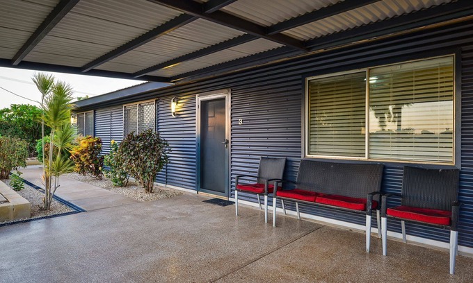 Exmouth House | Our Exmouth House: LYON: Town Centre, Pet Friendly