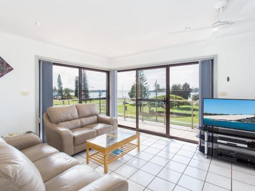 Tuncurry Apartment | Oxley 8 at Tuncurry