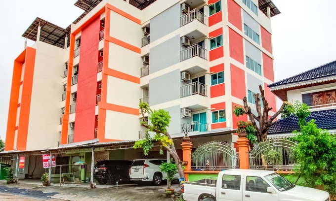 Saen Suk Hotel | OYO 75337 Ponpaipan1