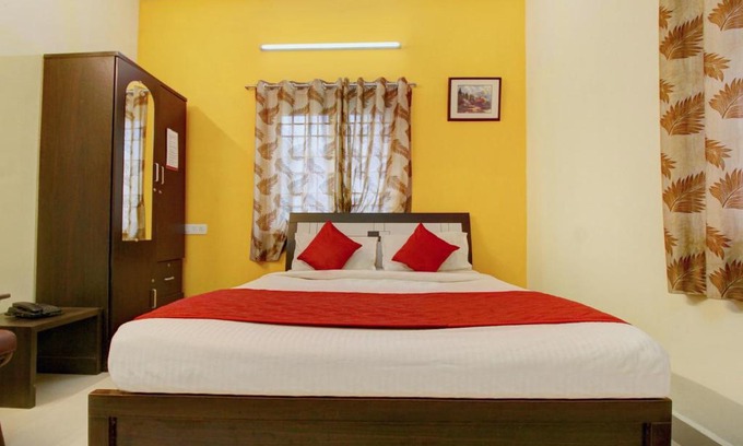 Saidapet Hotel | OYO Flagship 1602 Saidapet Guest House