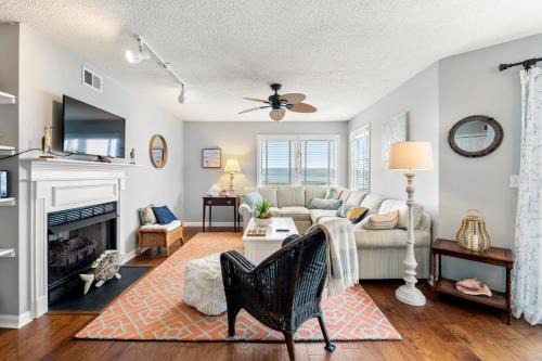 Colington Apartment | Oyster Pointe E3
