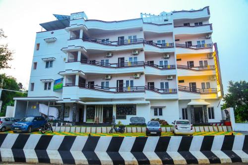 Yelagiri Hotel | P A Resort