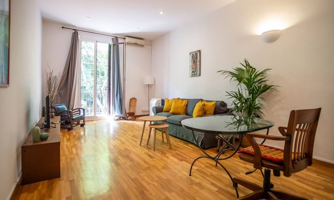 L'Antiga Esquerra de l'Eixample Apartment | P2ARI1046 - Magnific 2Bed Apartment in the City Ce