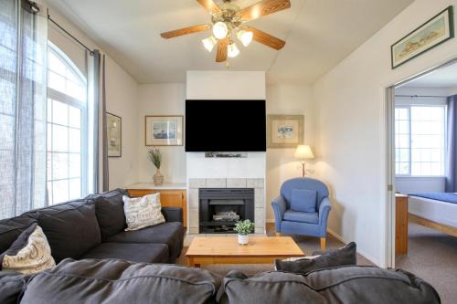 Oceano House | Pacific Plaza #306 - Ocean View - 1BdrmD-2Q