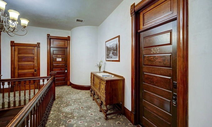 Salida Condo | Palace Hotel Condos- Suite 303- Elegant Suite with Historic Style