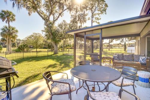 Palm Harbor House | Palm Coast Home with Screened Patio, 3 Mi to Beach!