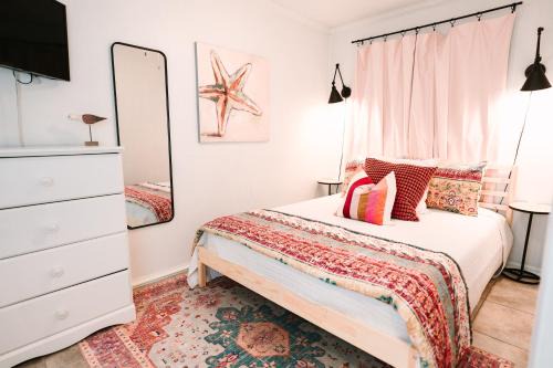 Tybee Island Apartment | Palm Sol