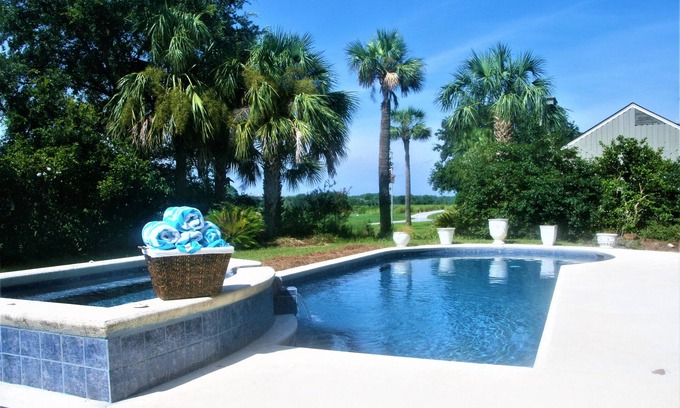 Palmetto Dunes House | PALMETTO DUNES MINS TO BEACH LG POOL ON ROBERT TRENT JONES GLF CRSE SLEEPS 23