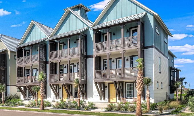 Port Aransas House | Palmilla Beach Resort: Luxury Gulf Getaway