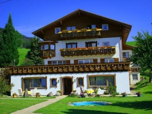 Ofterschwang Apartment | Panoramabergblickwohnung in ruhiger Einzellage
