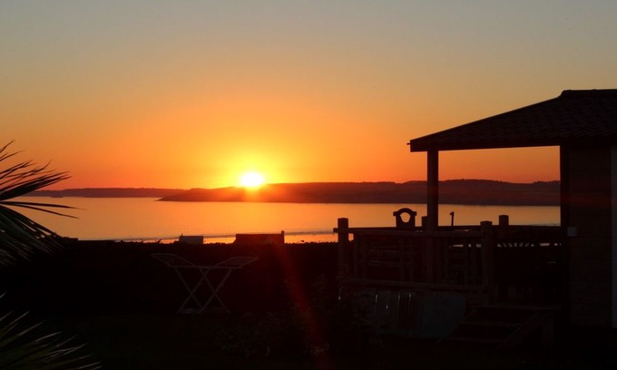 Plomodiern Villa | panoramic sea view chalet, club chalet 8